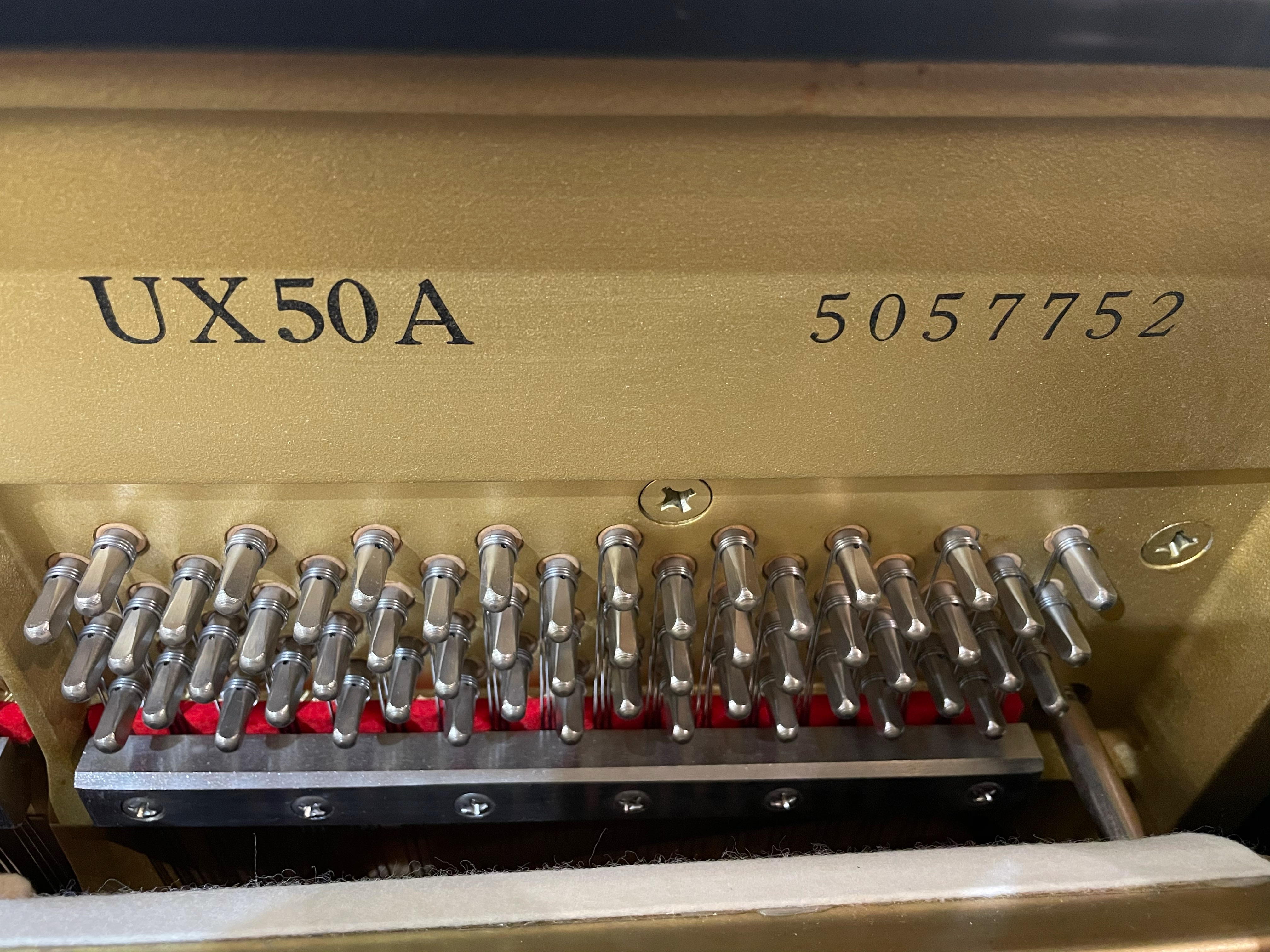 中古ピアノ ヤマハ UX50A (1990年製)